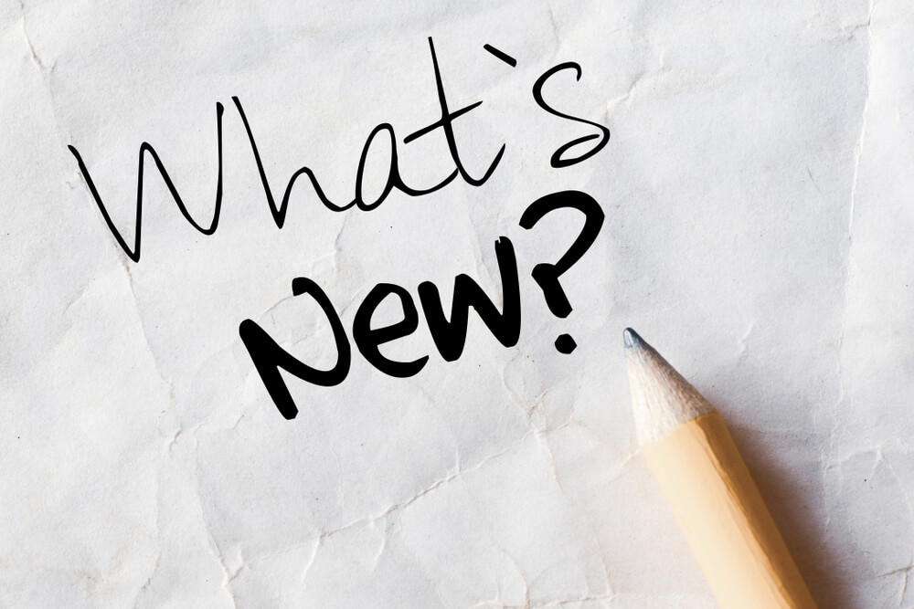 근황을 묻는 문구가 노트에 적혀있다