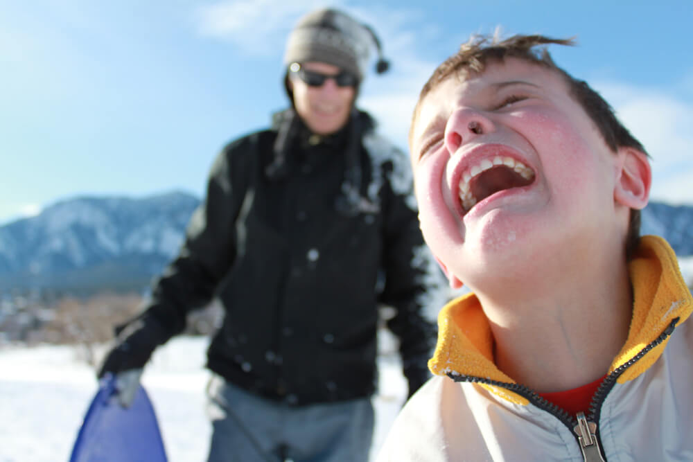 오버해서 우는 아이