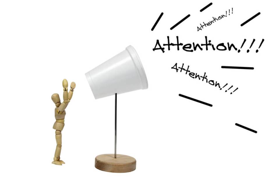 관심을 원하는 관종 영어로 attention seeker라고 한다