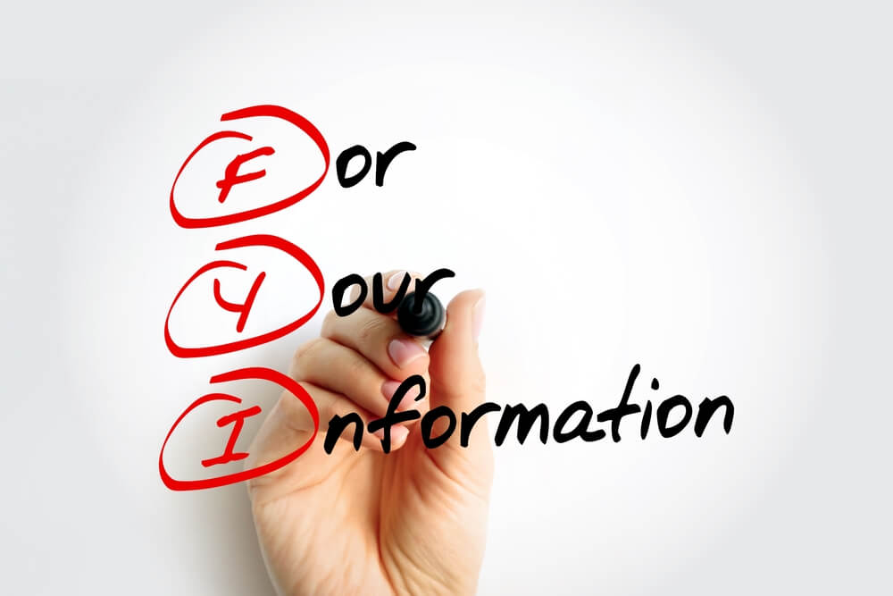 영어 줄임 표현을 쓰고 있는 모습