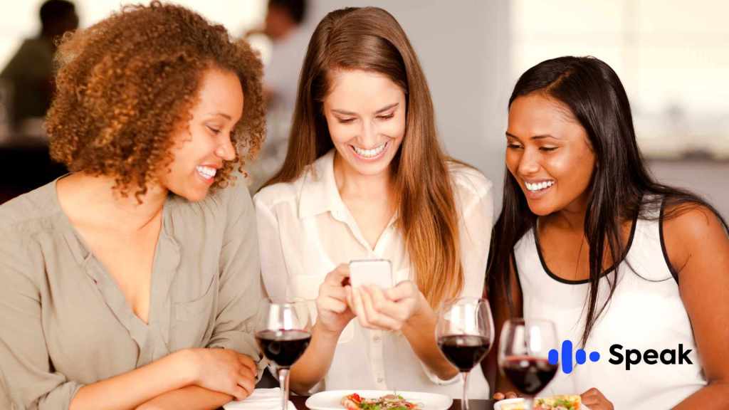 Chicas aprendiendo ingles con ejercicios de ropa